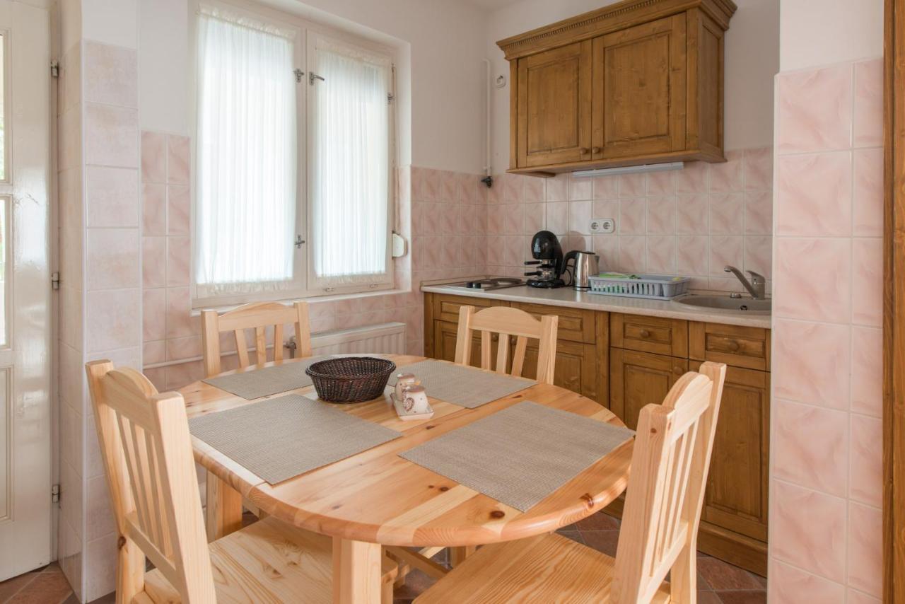 Hajdu Apartman 3. Hajdúszoboszló 外观 照片