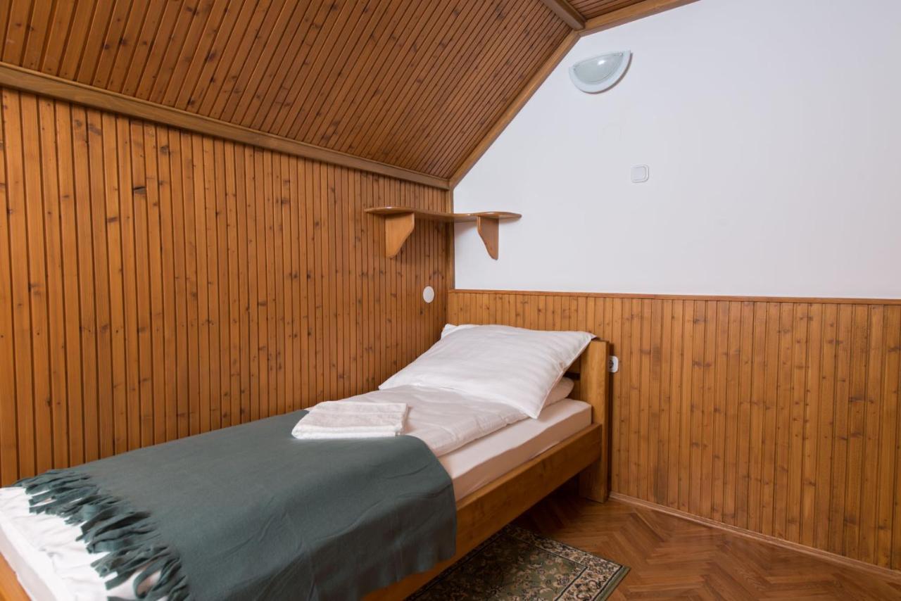 Hajdu Apartman 3. Hajdúszoboszló 外观 照片