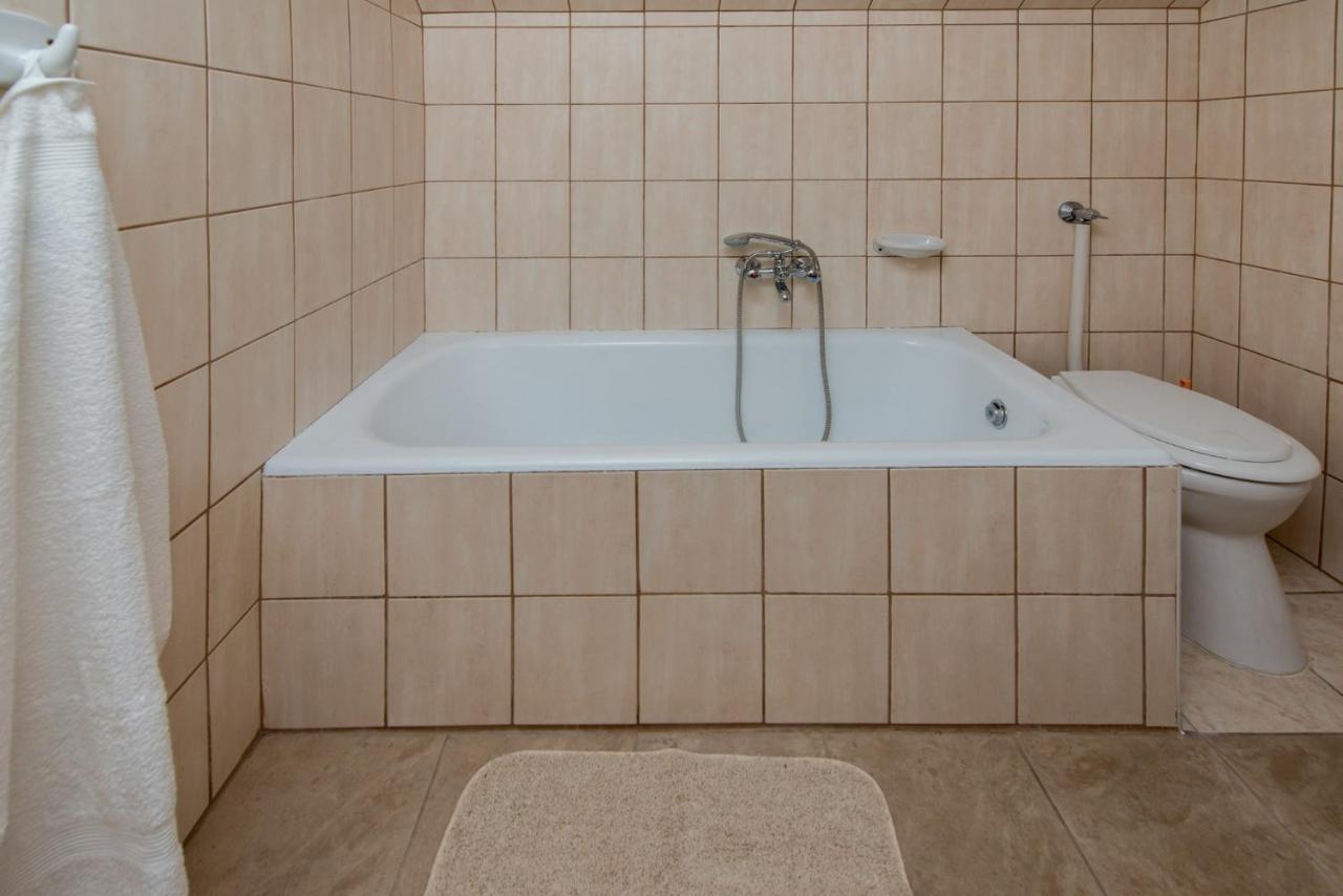 Hajdu Apartman 3. Hajdúszoboszló 外观 照片